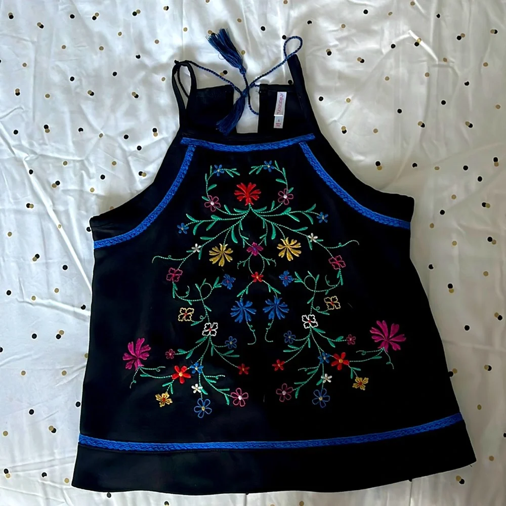 Embroidered Tank - Picture 1 of 4